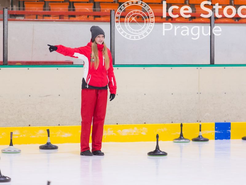 Ice Stock Prague - referee during the game