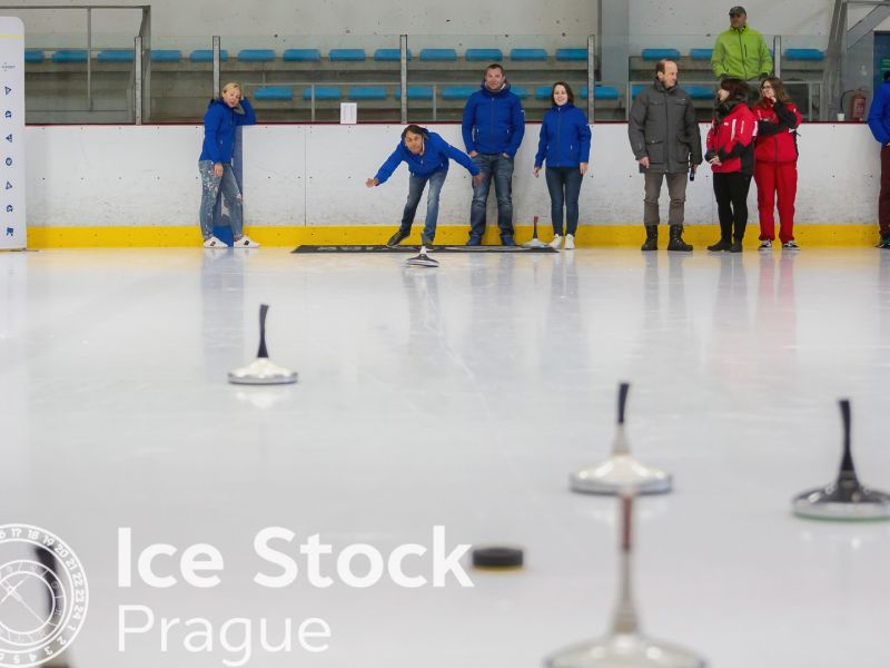 Ice Stock Prague - team building action