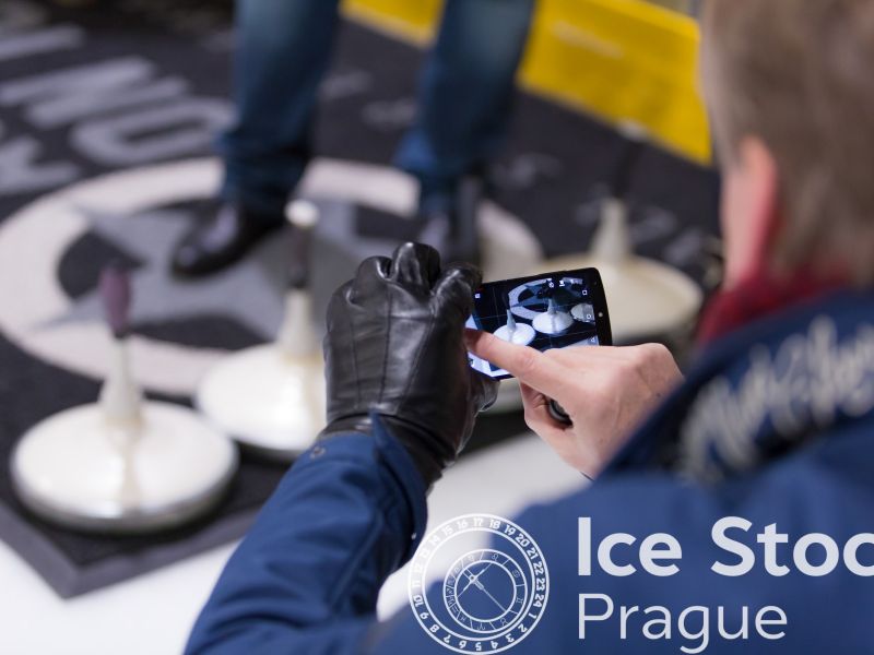 Ice Stock Prague  - keeping memories of the team building